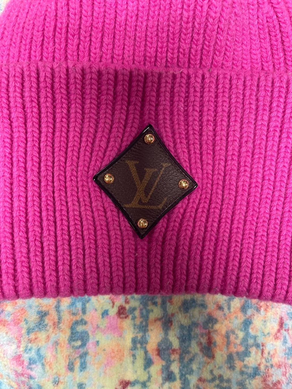💕Louis Vuitton Style Fuchsia Ribbed Knit Beanie - Picture 2 of 4